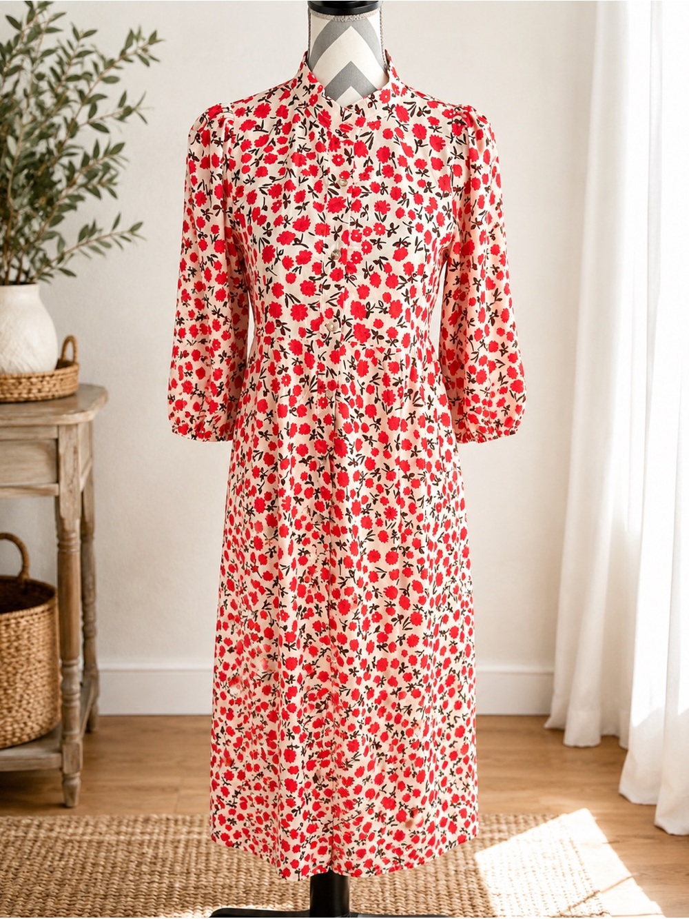🆕NWT Roolee cream-colored maxi dress red floral accents & button-down front SZ S